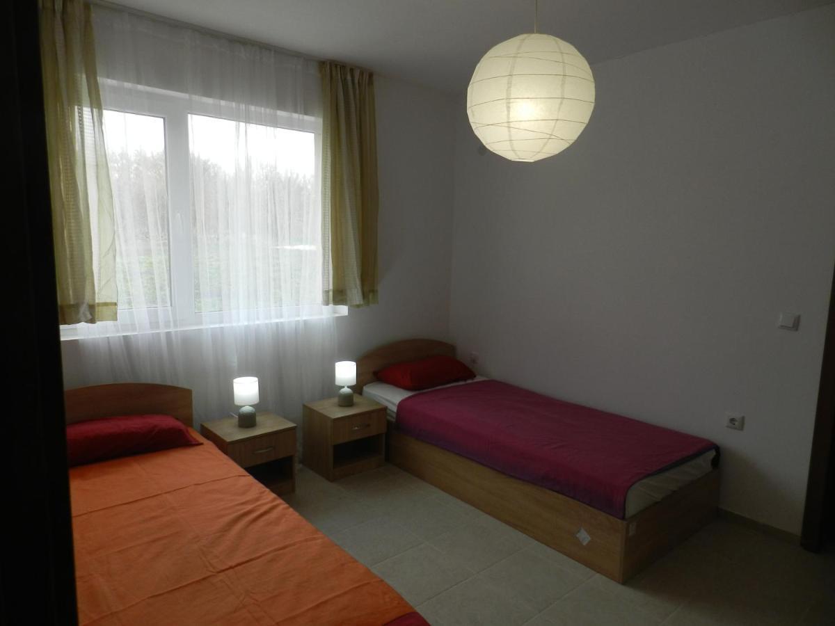 Villa Campo Ezerets Bagian luar foto